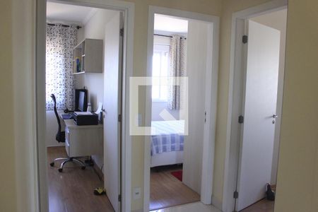 Entrada dos quartos  de apartamento para alugar com 3 quartos, 114m² em Vila Galvão, Guarulhos