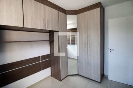 Quarto 1 de apartamento para alugar com 2 quartos, 50m² em Irajá, Rio de Janeiro