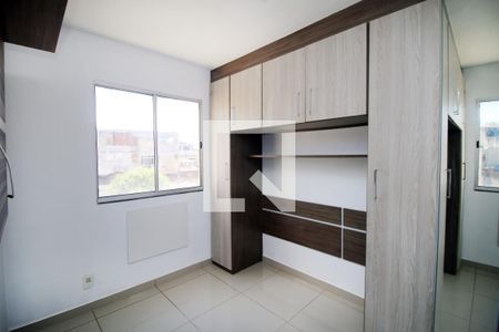 Quarto 1 de apartamento para alugar com 2 quartos, 50m² em Irajá, Rio de Janeiro