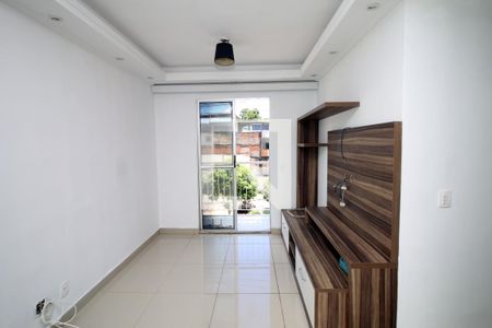 Sala de apartamento para alugar com 2 quartos, 50m² em Irajá, Rio de Janeiro
