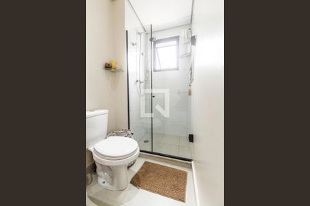 Banheiro da Suíte de apartamento para alugar com 2 quartos, 82m² em Bethaville I, Barueri