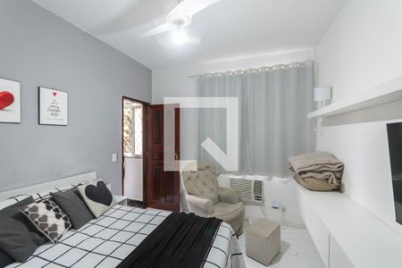 Quarto 1 de casa para alugar com 3 quartos, 250m² em Benfica, Rio de Janeiro