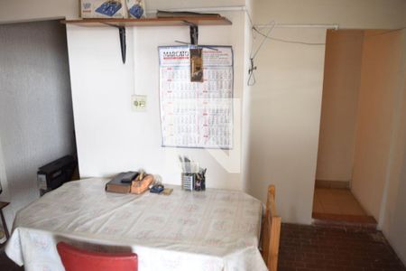 Casa à venda com 2 quartos, 350m² em Vila Carrão, São Paulo