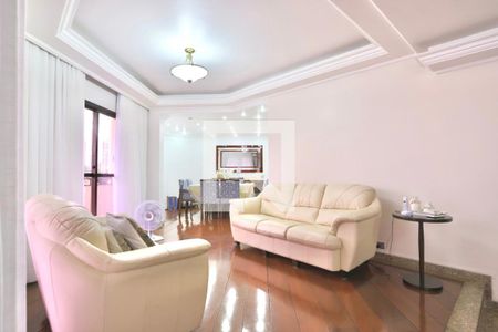 Sala de casa de condomínio à venda com 3 quartos, 256m² em Vila Regente Feijó, São Paulo