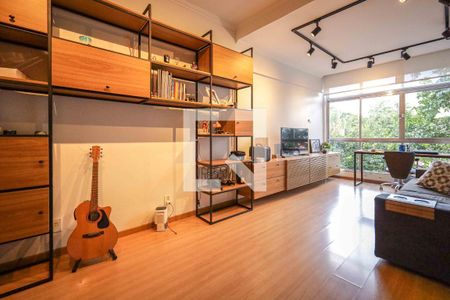 Sala de apartamento à venda com 1 quarto, 64m² em Petrópolis, Porto Alegre