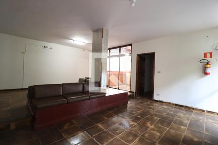Sala de casa para alugar com 9 quartos, 487m² em Tabajaras, Uberlândia