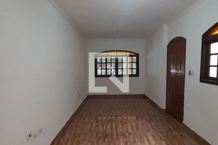 Casa à venda com 3 quartos, 200m² em Jardim Maria Lucia, São Paulo