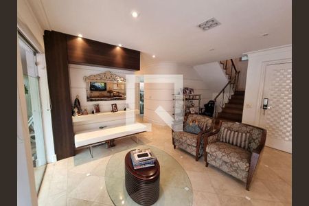 Casa à venda com 4 quartos, 233m² em Jardim Sao Caetano, São Caetano do Sul