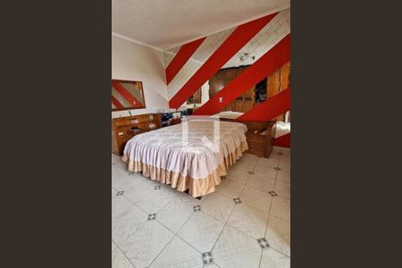 Casa à venda com 3 quartos, 156m² em Vila Mazzei, Santo André