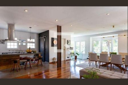 Casa à venda com 3 quartos, 530m² em Fazenda Morumbi, São Paulo