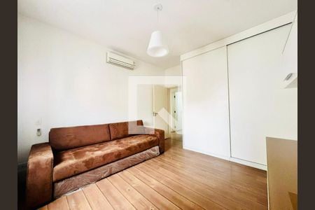 Apartamento à venda com 2 quartos, 180m² em Cerqueira César, São Paulo