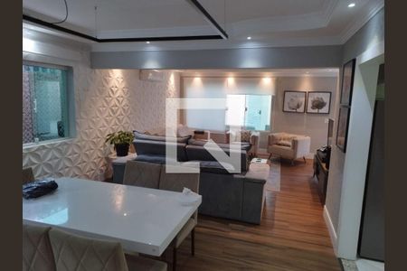 Casa à venda com 3 quartos, 270m² em Jardim Sao Caetano, São Caetano do Sul