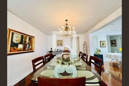 Apartamento à venda com 4 quartos, 247m² em Cerqueira César, São Paulo