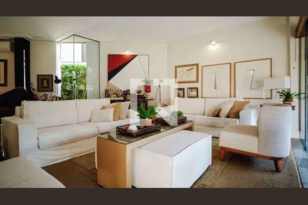 Casa à venda com 4 quartos, 402m² em Alphaville, Barueri