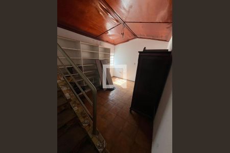 Casa à venda com 3 quartos, 400m² em Jardim Monjolo, São Paulo