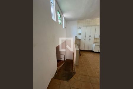 Casa à venda com 3 quartos, 400m² em Jardim Monjolo, São Paulo