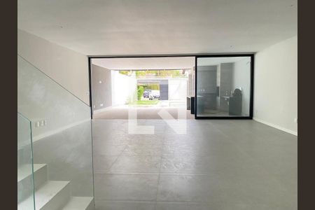 Casa à venda com 4 quartos, 462m² em Barra da Tijuca, Rio de Janeiro