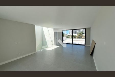 Sala 2 de casa de condomínio à venda com 5 quartos, 462m² em Barra da Tijuca, Rio de Janeiro