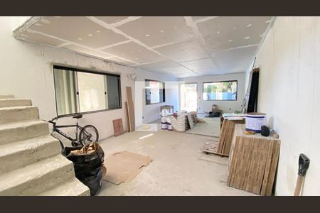 Casa à venda com 3 quartos, 200m² em São Francisco, Niterói