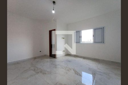 Casa à venda com 4 quartos, 260m² em Vila Carrão, São Paulo