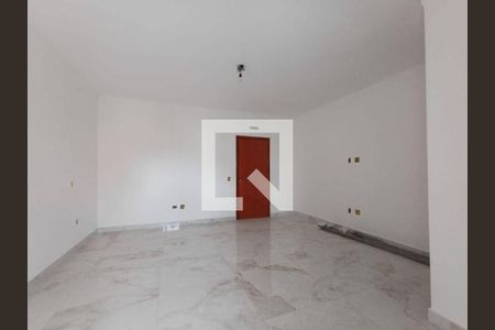 Casa à venda com 4 quartos, 260m² em Vila Carrão, São Paulo