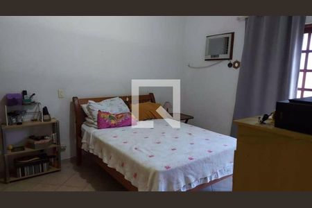 Casa à venda com 7 quartos, 300m² em Taquara, Rio de Janeiro