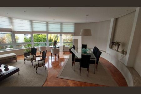 Casa à venda com 5 quartos, 468m² em São Francisco, Niterói