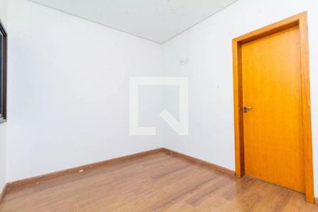 Casa à venda com 4 quartos, 140m² em Chácara Seis de Outubro, São Paulo