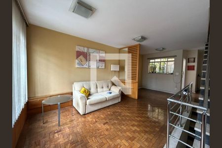 Casa à venda com 3 quartos, 194m² em Vila Mariana, São Paulo
