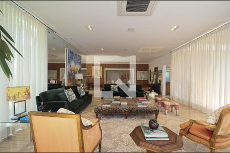 Sala 1 de casa à venda com 5 quartos, 614m² em Jardim Leonor, São Paulo