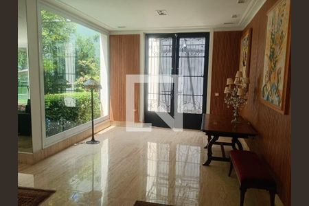 Casa à venda com 5 quartos, 614m² em Jardim Leonor, São Paulo