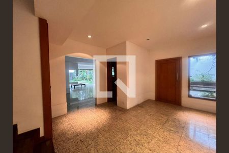 Casa à venda com 5 quartos, 944m² em Barra da Tijuca, Rio de Janeiro