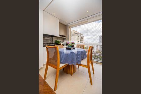 Apartamento à venda com 2 quartos, 124m² em Pompeia, São Paulo