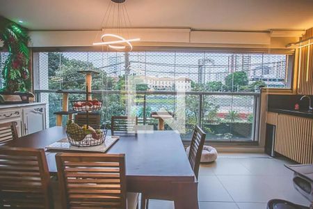 Apartamento à venda com 3 quartos, 162m² em Vila Mariana, São Paulo