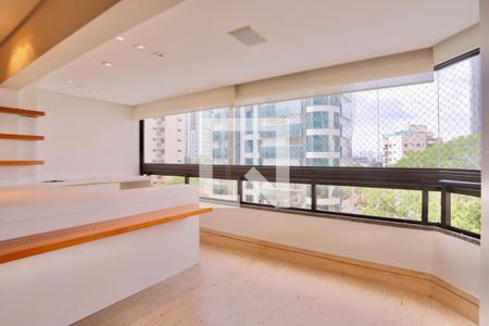 Varanda gourmet de apartamento para alugar com 4 quartos, 220m² em Vila Gomes Cardim, São Paulo