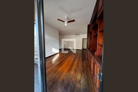 Apartamento à venda com 3 quartos, 150m² em Icaraí, Niterói