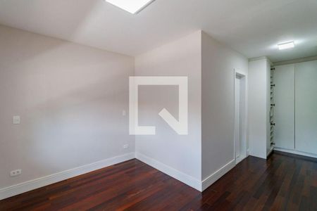 Casa à venda com 4 quartos, 430m² em Planalto Paulista, São Paulo