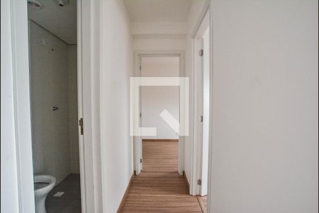 Corredor de apartamento para alugar com 2 quartos, 46m² em Vila Curuçá, Santo André