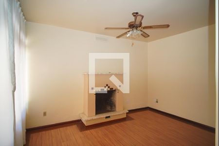 Sala 2 de casa à venda com 3 quartos, 450m² em Passo D’areia, Porto Alegre