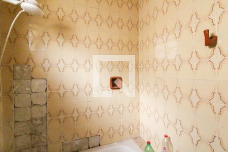 Banheiro de casa à venda com 3 quartos, 202m² em Marechal Rondon, Canoas