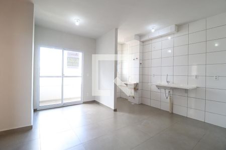 Sala de apartamento para alugar com 2 quartos, 48m² em Morada da Colina, Uberlândia