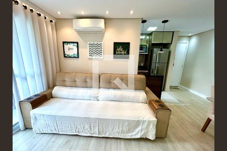 Sala de apartamento para alugar com 2 quartos, 52m² em Jardim Flor da Montanha, Guarulhos