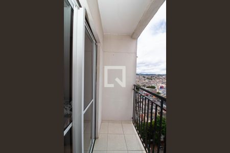 Varanda da Sala de apartamento à venda com 3 quartos, 58m² em Jardim Cocaia, Guarulhos