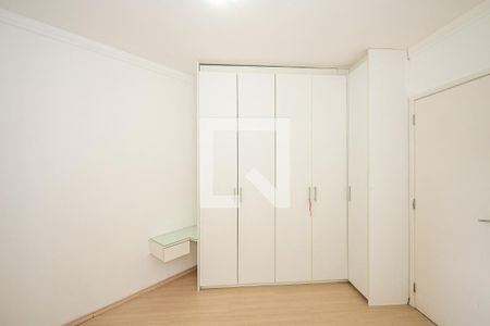 Quarto 1 de apartamento para alugar com 2 quartos, 52m² em Jardim Henriqueta, Taboão da Serra