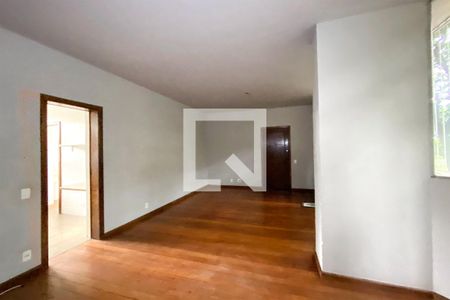Sala de apartamento para alugar com 3 quartos, 120m² em Sion, Belo Horizonte