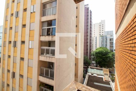 VISTA DA SACADA de apartamento à venda com 1 quarto, 63m² em Cambuí, Campinas