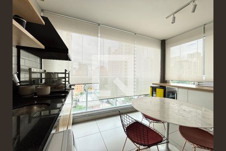 Varanda de apartamento à venda com 1 quarto, 50m² em Moema, São Paulo