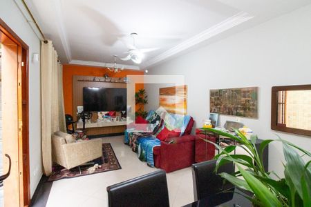 Sala de casa para alugar com 4 quartos, 150m² em Jardim Sarah, São Paulo