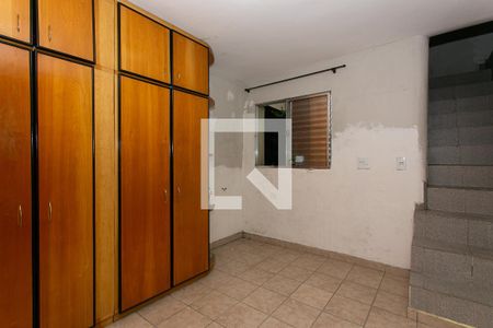 Quarto 2 de casa à venda com 4 quartos, 90m² em Vila Carrão, São Paulo