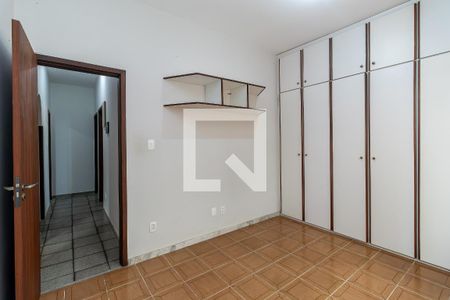 Quarto 2 de casa à venda com 3 quartos, 210m² em São João Batista, Belo Horizonte